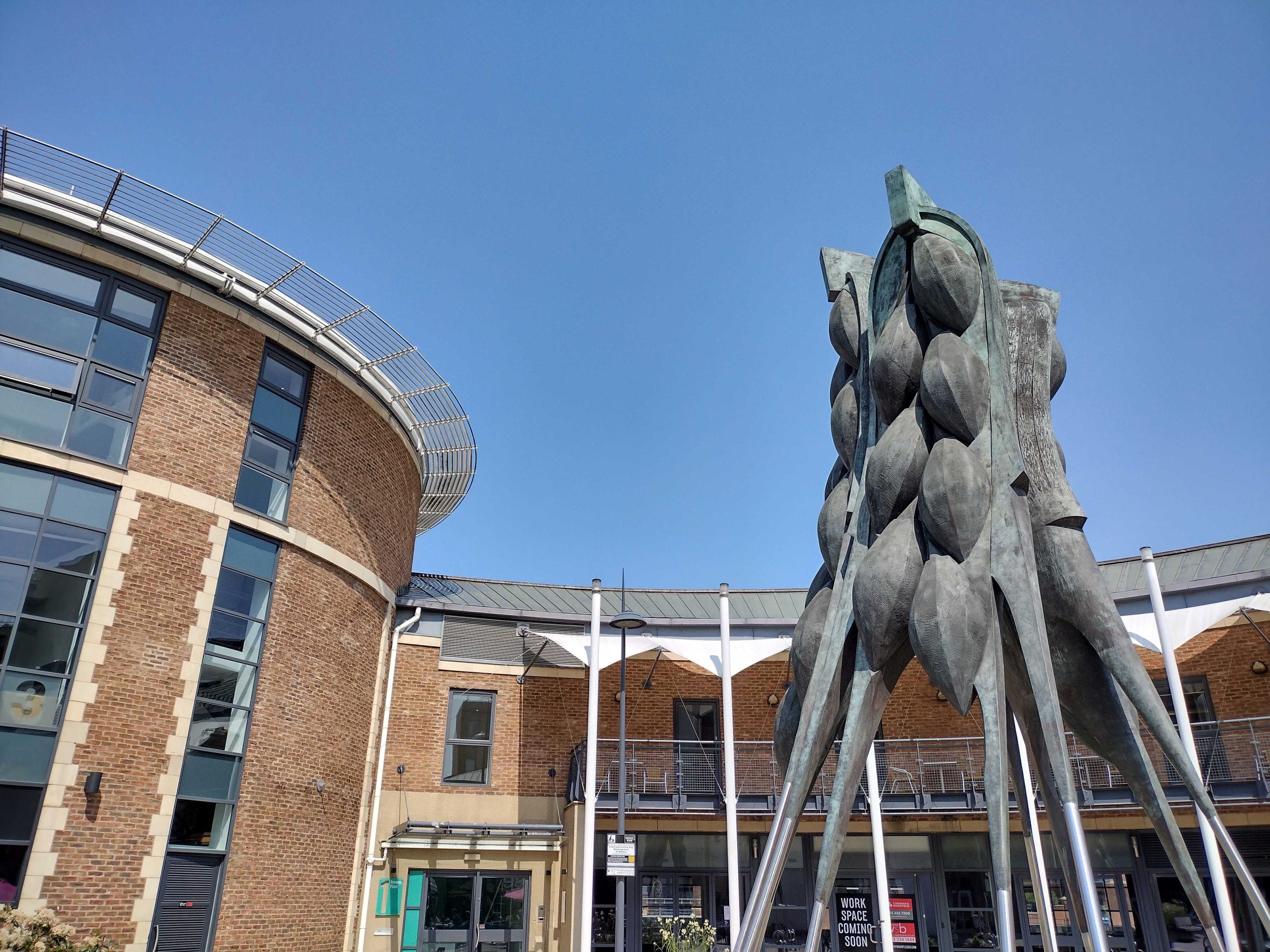 A statue of barley in Brewery Wharf